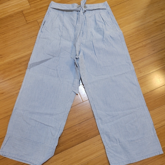 VERO MODAMia High-Rise Loose Chambray Stripe Pants - Picture 4 of 8